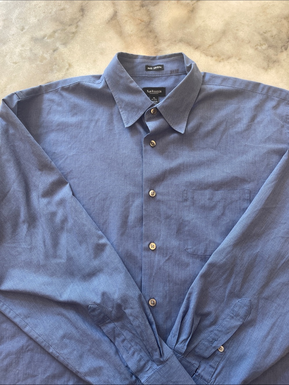 Van Heusen Men's Light Blue Long-Sleeve Button-Up Dress Shirt